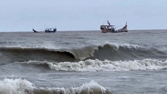 বঙ্গোপসাগরে সুস্পষ্ট লঘুচাপ, ঝোড়ো হাওয়ার শঙ্কা |