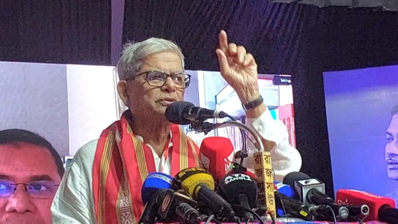 জাতীয়তাবাদী ক্ষুদ্র জাতিগোষ্ঠী দলের প্রথম জাতীয় প্রতিনিধি সমাবেশে বক্তব্য রাখেন মির্জা ফখরুল ইসলাম আলমগীর। ছবি : কালবেলা