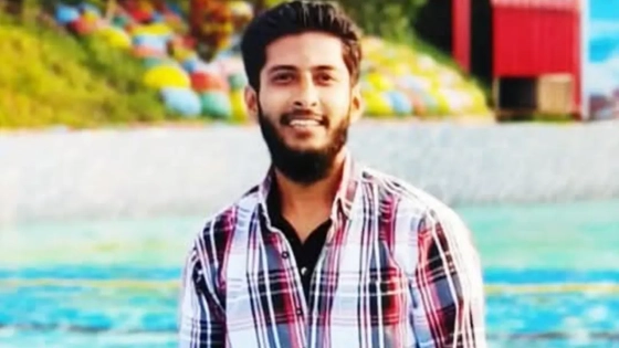 ছিনতাইকারীদের ধাক্কায় চলন্ত ট্রেন থেকে পড়ে যুবকের মৃত্যু