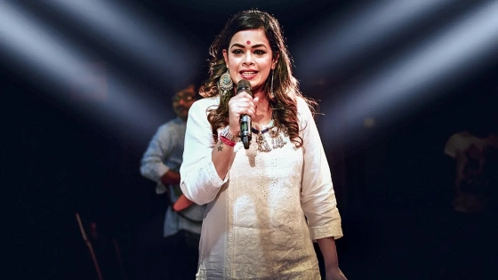 মারধর করে বাড়িছাড়া, যা বললেন ইমন