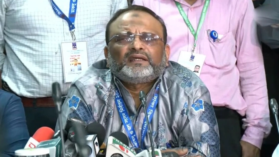‘জামায়াতি প্রশাসন’ বলায় ঢাবি উপাচার্যের প্রতিক্রিয়া