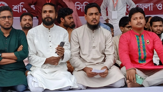 সংবিধানে শ্রমিকের অধিকার নিশ্চিত করা হয়নি : আখতার