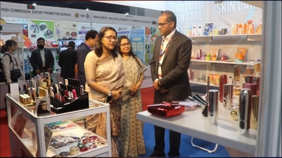 রিমার্কের পণ্য দেখে মালয়েশিয়ায় বাংলাদেশ রাষ্ট্রদূত ও ইপিবি মহাপরিচালকের প্রশংসা