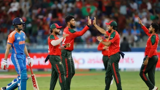 অভিষেক ঝড়ের পর ধীরে ধীরে ম্যাচে ফিরছে বাংলাদেশ