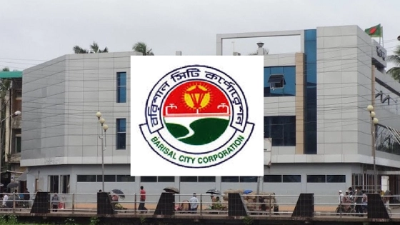‘পূজায় নতুন পোশাক জোটবে কেমনে, মোগা তো ভাতা দেয় নাই’