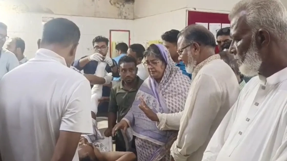 প্রধান শিক্ষকের দুই পা ও ডান হাত ভেঙে দিল দুর্বৃত্তরা