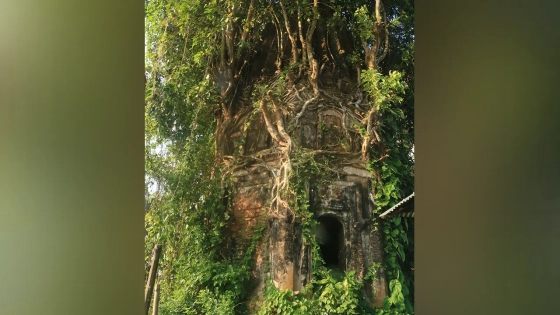 বিলুপ্তির পথে ২০০ বছরের মঠ আদলে শিবমন্দির