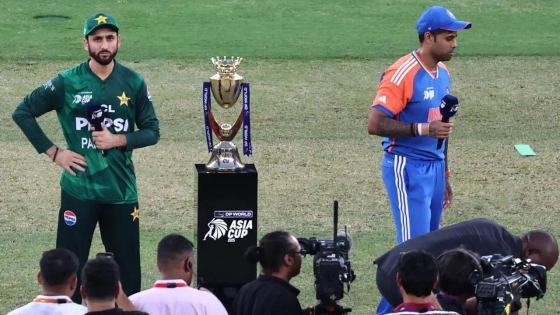সূর্যকুমার গোপনে হাত মিলিয়েছিল, দাবি পাক অধিনায়কের