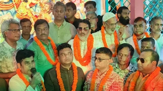 আশুলিয়ায় দুর্গাপূজা উপলক্ষে বিএনপির আর্থিক অনুদান