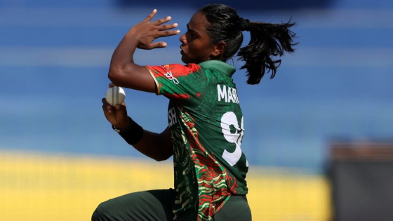 সুরা পড়ে মারুফার জন্য দোয়া করেন মা