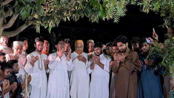 আবরার ফাহাদের কবর জিয়ারত ডাকসু নেতাদের