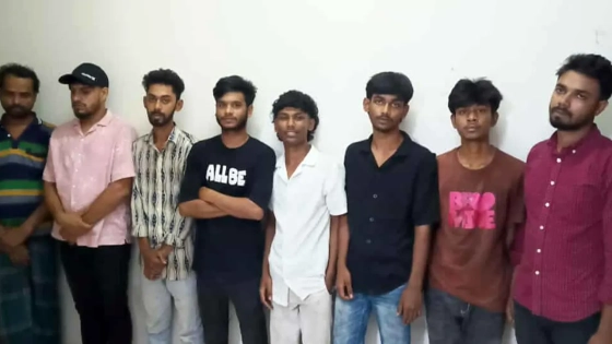 ধানমন্ডিতে পুলিশের অভিযান, গ্রেপ্তার ১০