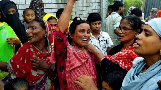‘আইয়া দেখি মা-বাবাকে মাইরা খাটের ওপর বইসা রইছে’