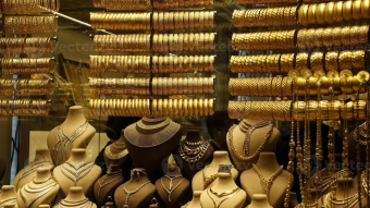 টানা ২ দফায় স্বর্ণের দাম কত কমলো দাম?