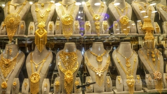 নতুন দামে বিক্রি হচ্ছে স্বর্ণ-রুপা, বাজারদর জেনে নিন